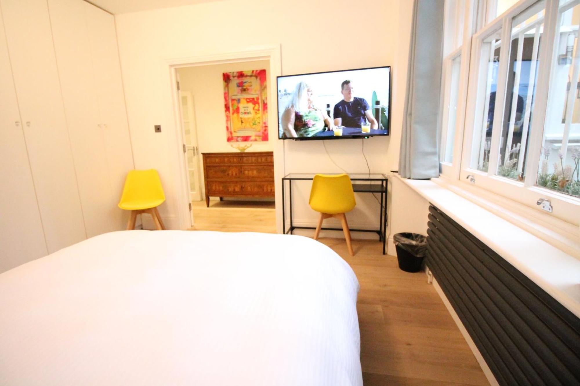 Trendy 2Bedroom And 2 Bathroom Flat, Quiet Nottinghill Street Londra Esterno foto